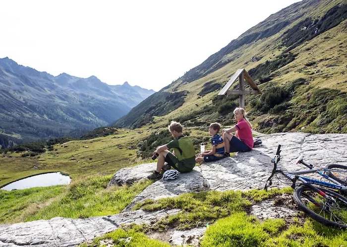 Helmreich-5 By Interhome Διαμέρισμα *